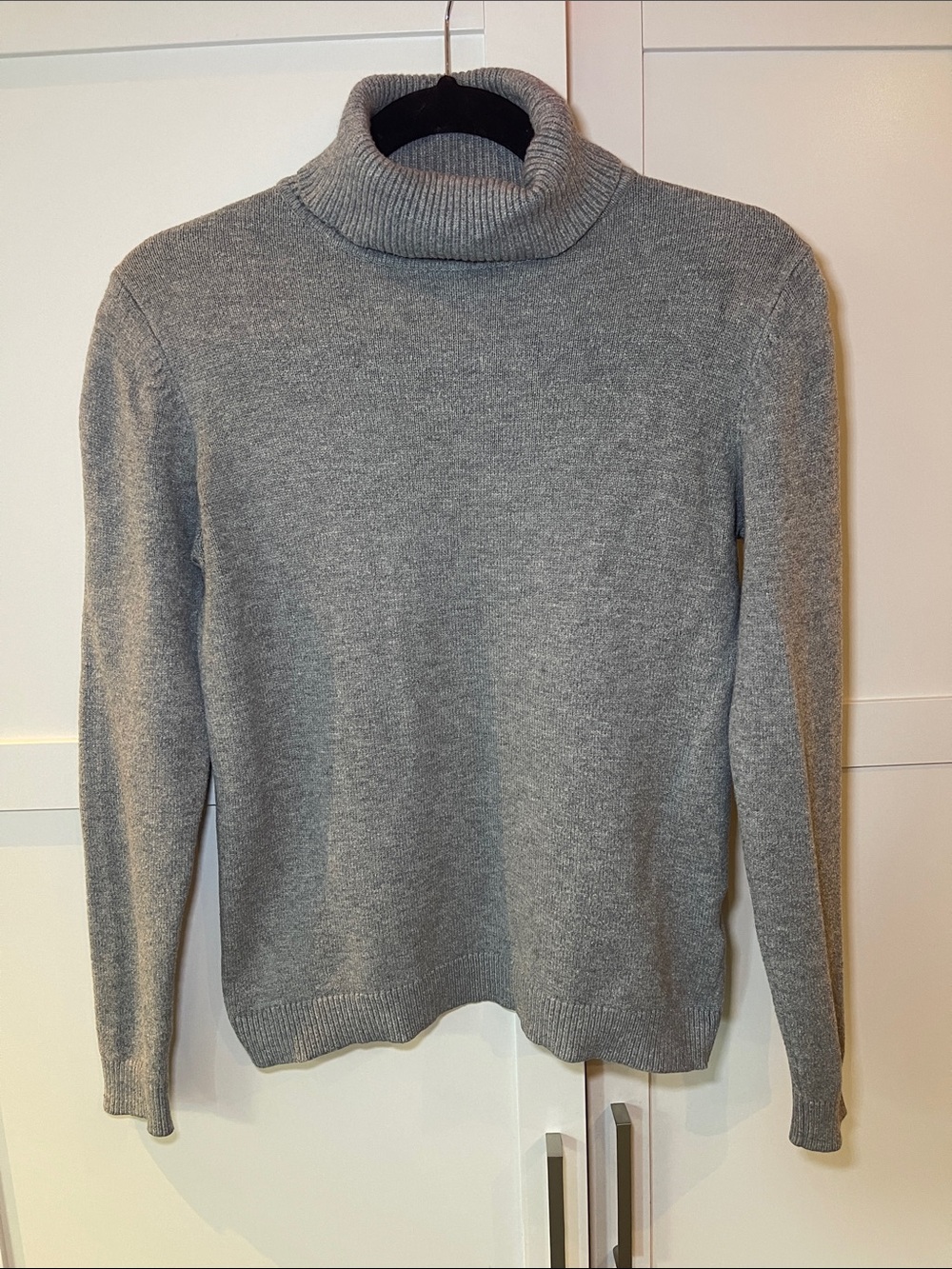 Jacqueline De Yong Gray Turtleneck Sweater